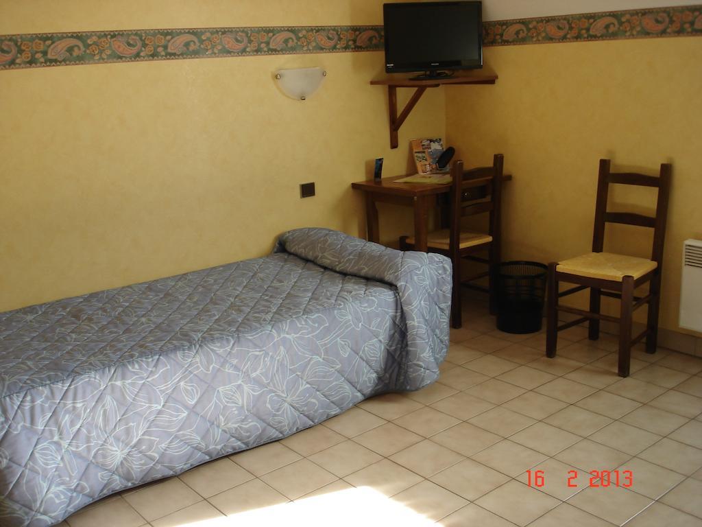 Hotel De La Poste Corps Rum bild